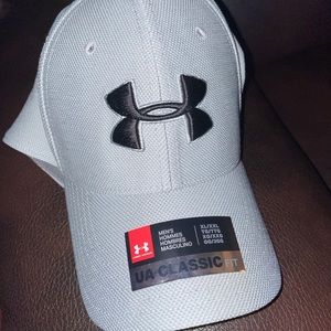 BRAND NEW: Gray Men’s Under Armour Cap size XL/XXL